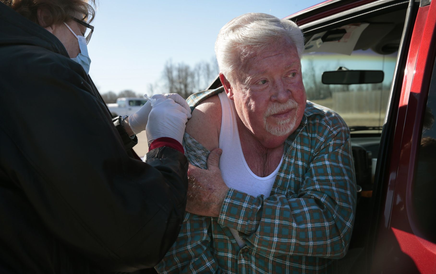 Missouri National Guard staffs first state vaccine clinic in Poplar Bluff